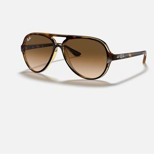 EUC Ray-Ban Cats 5000 Sunglasses